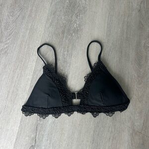 Hollister Black triangle bikini top 30% off bundle